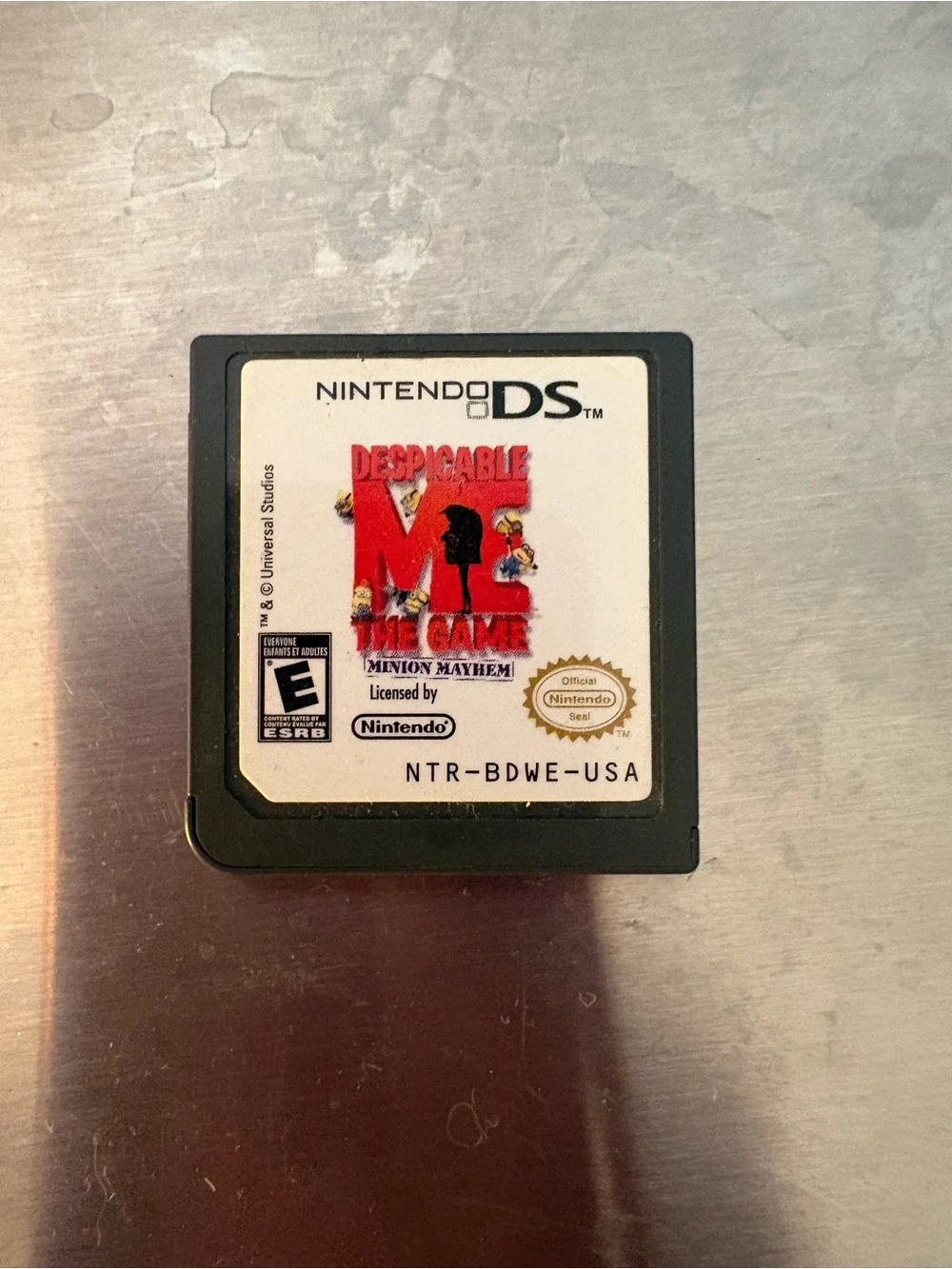 Nintendo DS Game Cartridge – Black and White Label